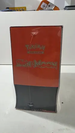 Pokemon TCG Sun & Moon Elite Trainer Box ETB Solgaleo NEW / SEALED - Image 4