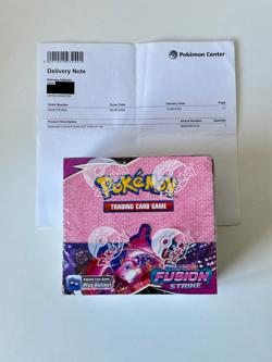 Pokemon TCG Fusion Strike Booster Box Sword & Shield Factory Sealed SMALL DENTS - Image 2