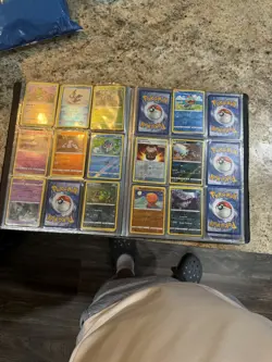 Pokemon TCG Binder Lot Pokemon GO Charizard Venusaur Blastoise Mew Squirtle - Image 5