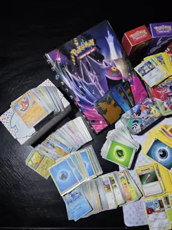 Pokemon Huge Bulk Lot 2000+ Cards Trading Mat Album Sleeves Boxes Storage 5.6kg - Image 3