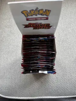 Pokemon TCG: Destined Rivals Half Booster Box 18 Packs ✅ - Image 2