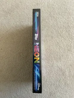 Topps Disney Neon 2026 Hobby Box - IN HAND✅ - Image 5