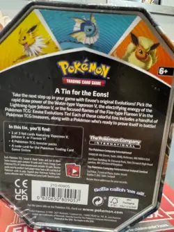 Pokemon TCG: Eevee Evolutions Tin (Flareon V) - Image 2