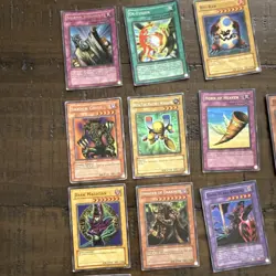 Konami Yu-Gi-Oh! CCG 40 Card Lot 1st Edition Dark Magician Black Luster Soldier - Image 3