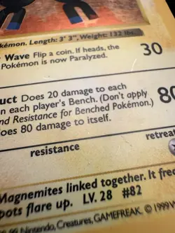 Magneton 9/102 Shadowless Holo MP Base Set Pokemon WOTC 1999 - Image 5