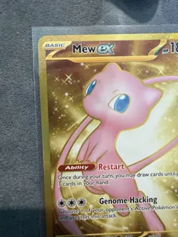 Pokemon Mew EX Gold TCG 205/165 SV 151 Scarlet & Violet Hyper Rare Holo LP - Image 2