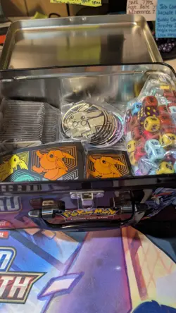 Pokemon Metal & Plastic Coins, Vstar Markers, Dice, And Bulk Card Lot W/Lunchbox - Image 1