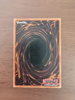 Yugioh Blue-Eyes White Dragon LOB-E001 Ultra Rare - Image 2
