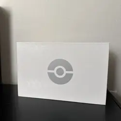 CHARIZARD UPC Pokemon TCG: Sword and Shield Ultra Premium EMPTY Box PLUS ITEMS - Image 5