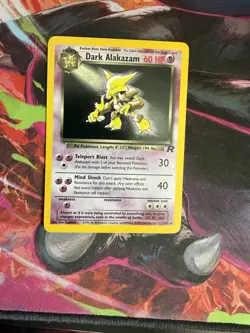 Pokemon Dark Alakazam 1/82 Team Rocket Holo Rare Swirl Wizards of the Coast - Image 2