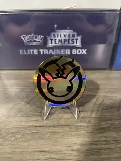 Pokemon - Celebrations Collection - Dragapult Prime Box - Jumbo Coin - Image 1