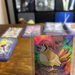 Pidgeotto 1999 Topps Pokemon T.V. Rainbow Foil #17 Blue Label * Near Mint - Image 4