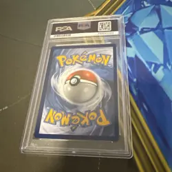 Pokemon Mew V (Full Art) 250/264 Swsh08: Fusion Strike Holo PSA 8 - Image 2