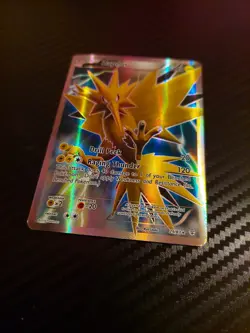 Pokemon TCG Zapdos Generations 29/83 Holo Full Art - Image 2