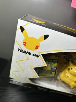 POKEMON TCG CELEBRATIONS PIKACHU PREMIUM FIGURE COLLECTION VMAX SEALED NEW - Image 2