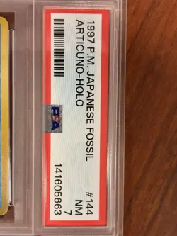 Pokemon TCG Articuno #144 Fossil Holo Rare Unlimited Japanese PSA 7 - Image 4