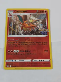Charizard 010/078 Pokemon GO Reverse Holo - Image 2