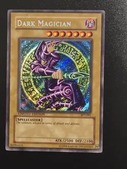 YU-GI-OH! KC01 Blue-Eyes White Dragon NM Kaiba 25th Briefcase Set - Image 3