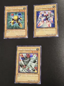 YU-GI-OH! KC01 Blue-Eyes White Dragon NM Kaiba 25th Briefcase Set - Image 4