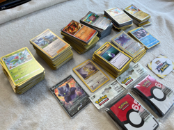 Pokemon TCG bundle + sleeves, Japanese & English mixed sets, commons, uncommons - Image 2