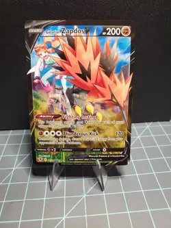 Pokemon Galarian Zapdos V TG19/TG30 Swsh10: Astral Radiance Trainer Gallery Holo - Image 1