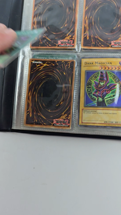 Yu-gi-oh 1st Edition Card Lot w/ Blue-Eyes White Dragon & Binder of Non-1st - Image 2