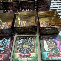 Lot Of 750+ Yu-Gi-Oh Cards With 9 Tin Cases - Image 3
