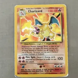 Charizard 4/102 Base Set Holo Rar Pokemon TCG Card heavily played/damage - Image 1