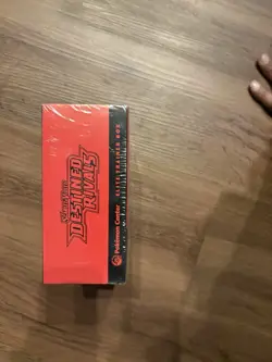 Pokemon Center Elite Trainer Box DESTINED RIVALS ETB - Image 2
