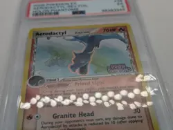 2006 POKEMON EX HOLON PHANTOMS #35 AERODACTYL-REVERSE FOIL PSA 5 - Image 4