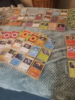 Pokemon Card Lot 400+ OFFICIAL TCG Cards Mix Of + Ultra Rare VMAX VSTAR OR V! - Image 4