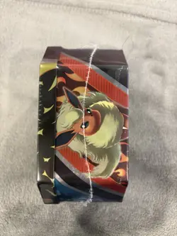 Pokemon TCG: Eevee Evolutions Tin (Jolteon V) Sealed New Tin 4 Boosters 820650809057 - Image 2