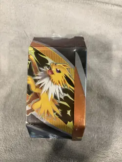 Pokemon TCG: Eevee Evolutions Tin (Jolteon V) Sealed New Tin 4 Boosters 820650809057 - Image 4