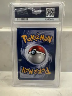 1999 Pokemon Fossil 1st Edition Magneton Holo #11 WOTC, PSA 8 TCG Slab UK Seller - Image 2