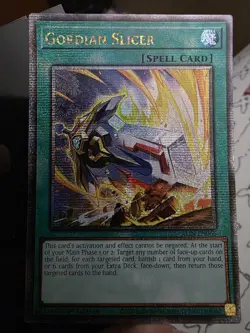 Yugioh! 1x Gordian Slicer ALIN-EN066 Quarter Century Secret Rare 1st Ed NM - Image 1