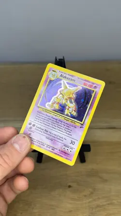 Pokemon TCG Alakazam Base Set 2 Holo 1/130 LP BIG SWIRL 🌀 - Image 4