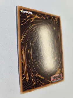 Blue-Eyes White Dragon RA05-EN085 Ultra Rare Stamped Yugioh Rarity Collection 5 - Image 4