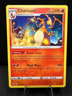 Charizard 025 Rare 185 Vivid Voltage Pokemon 2020 - Image 1