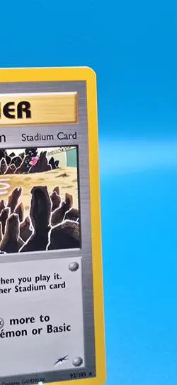 Broken Ground Gym 92/105 Neo Destiny Trainer Rare 1st Edition Pokemon Vintage NM - Image 3