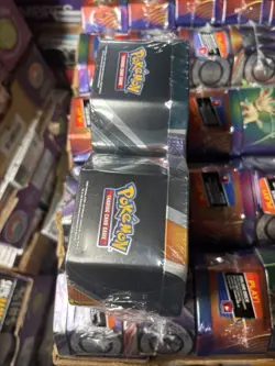 Pokemon TCG V Heroes Bundle Tins: 2-Pack of Jolteon & Espeon Brand New! 820650855658 - Image 5