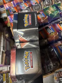 Pokemon TCG V Heroes Bundle Tins: 2-Pack of Vaporeon & Umbreon (SEALED) NEW! - Image 4