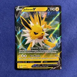 Jolteon V - SWSH151 Holo Promo Sword & Shield Card Pokemon NM - Image 1