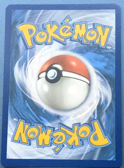 Pokemon Umbreon Star 17/17 Celebrations Classic Collection Holo 70 HP English - Image 2