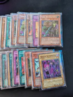 Yugioh 500 Card Lot: Legacy Common and Rares - Heavily Played, 1st and Unlimited - Image 3