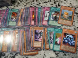 HUGE Vintage Yugioh Card Lot Of 1000! Plus 30 Vintage Rares! LOB, GX, etc. - Image 2