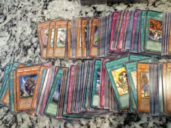 HUGE Vintage Yugioh Card Lot Of 1000! Plus 30 Vintage Rares! LOB, GX, etc. - Image 3