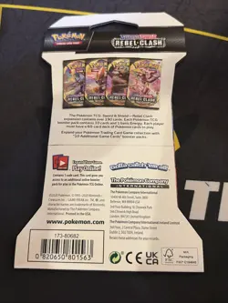 Pokemon TCG: Sword & Shield Rebel Clash Sleeved Booster Pack (10 Cards) - sealed 820650826528 - Image 2