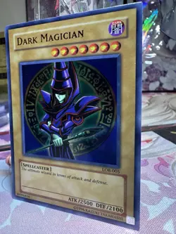 Dark Magician LOB-005 Ultra Rare Uimited Edition - Mint - YuGiOh! - Image 2