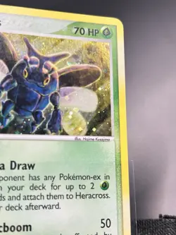 Pokemon TCG Hidden Legends Heracross 7/101 Holo LP w/swirl - Image 3