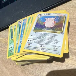 Pokemon TCG Jungle 1999 English Holo/Regular Lot has a most cards - Image 1